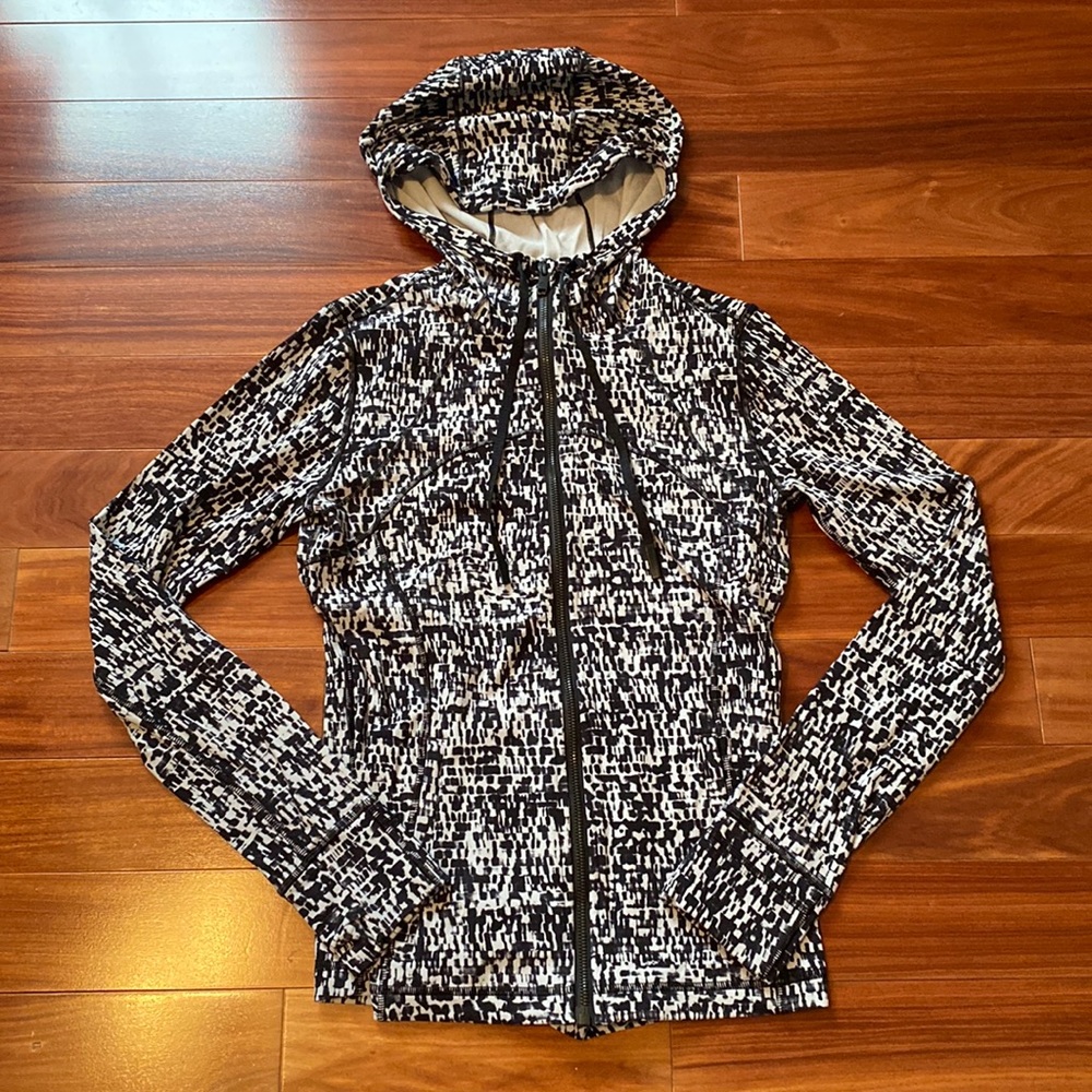 Lululemon Hooded Define Nulu Jacket